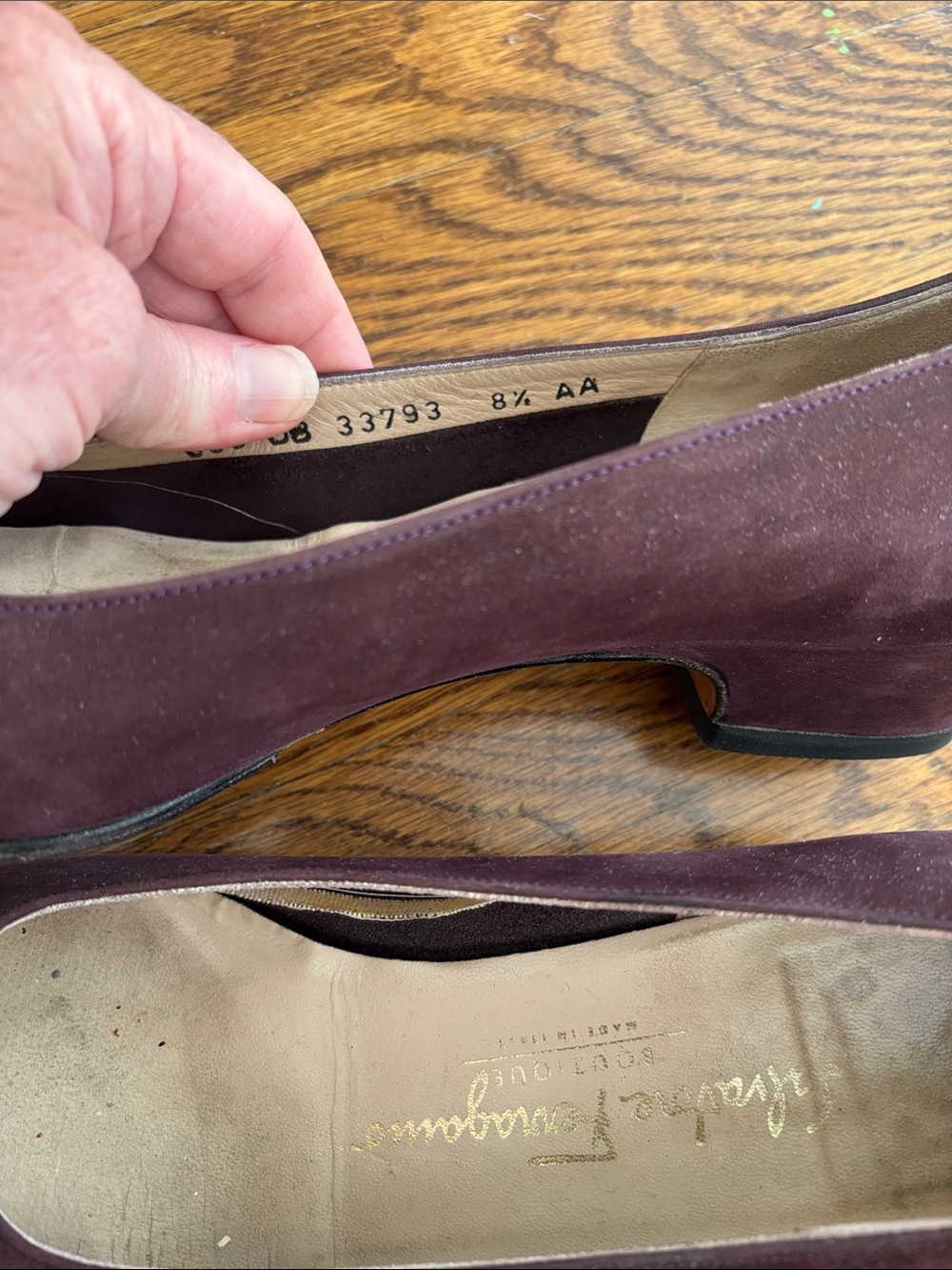 Salvatore Ferragamo Burgundy Suede Vara Bow Flats with Gold Buckle - Picture 6 of 6